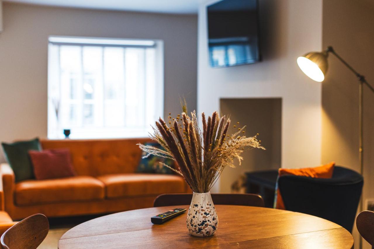 Cathys Cottage, Sun Trap Patio, Modern 3 Bed, Central, Parking Crewkerne Zewnętrze zdjęcie
